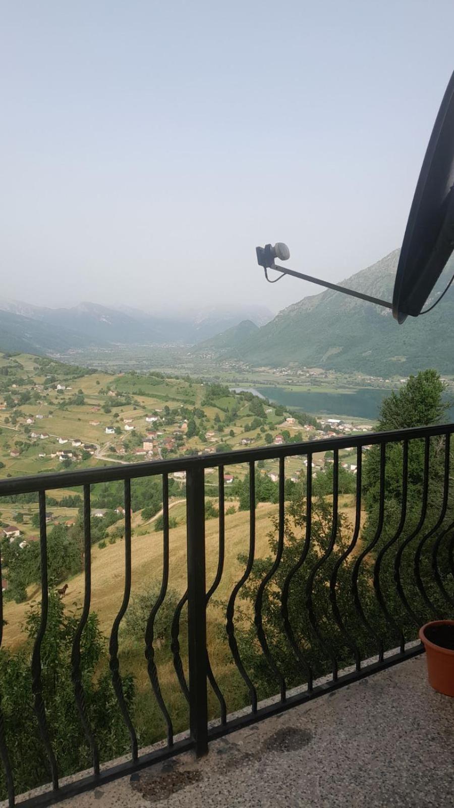 Viewpoint Kofiljaca Bed & Breakfast Plav Exterior foto